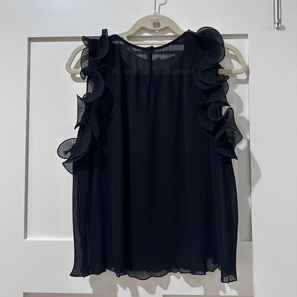 Zara Black Ruffle Top - Picture 2 of 2